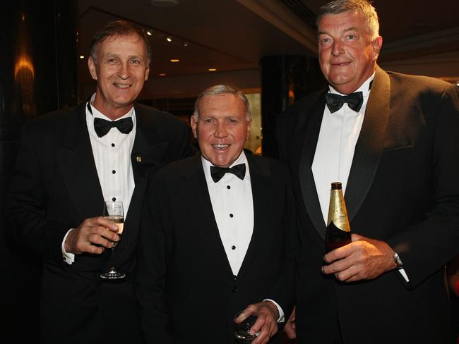 Quinlan, Bob Skilton and Barry Round at the 2009 Brownlow Medal.