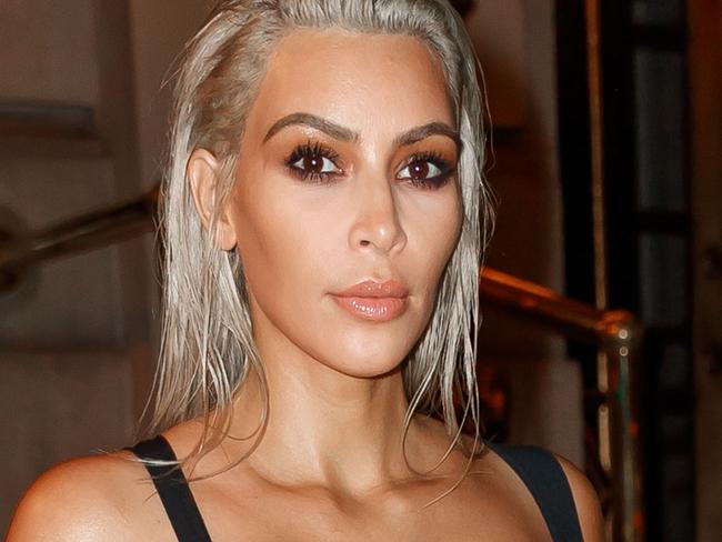 Kim Kardashian and Kris Jenner leave their hotel in New York City, New York.  Pictured: Kim Kardashian and Kris Jenner Ref: SPL1571047 070917  Picture by: Jackson Lee / Splash News  Splash News and Pictures Los Angeles: 310-821-2666 New York: 212-619-2666 London: 870-934-2666 photodesk@splashnews.com