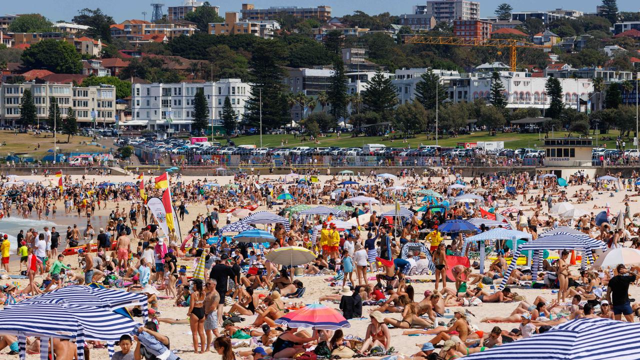 Waverley Council to lobby government over $4m tourist costs | Daily  Telegraph