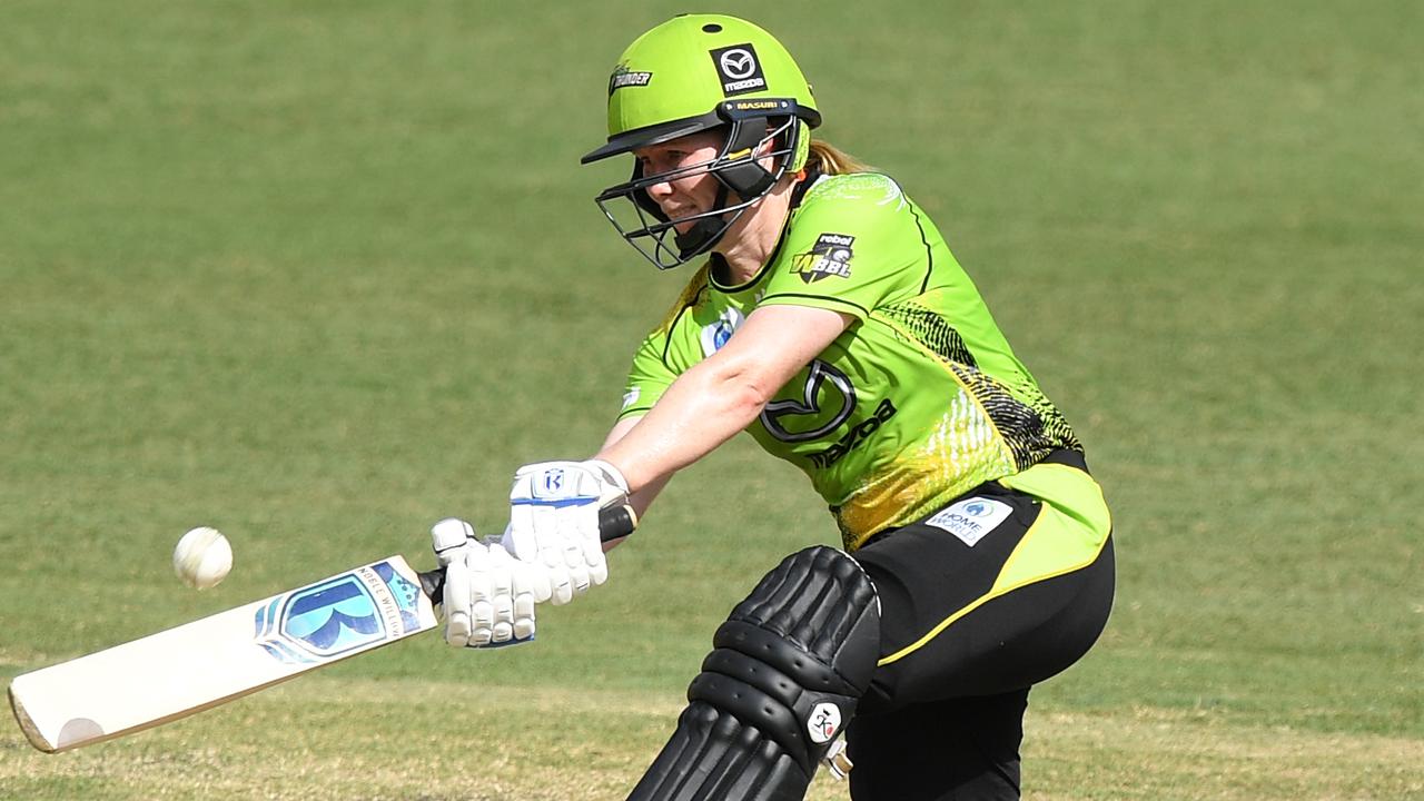 WBBL: Sydney Thunder thump Melbourne Renegades to top table | Daily ...