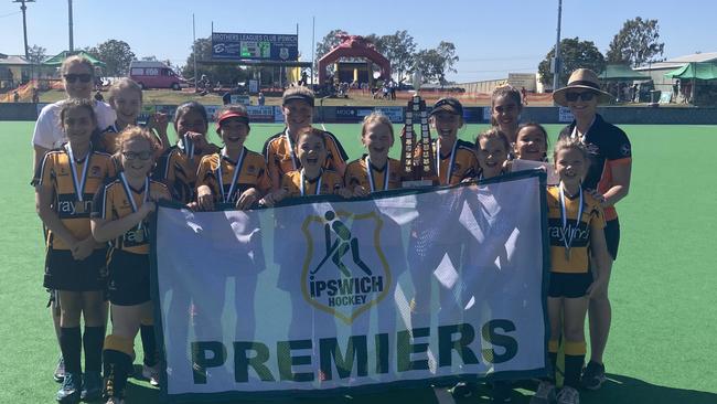 The Easts E-Grade girls team that won the 2021 grand final.