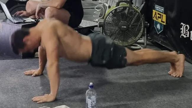 Brisbane dad Lucas Helmke now holds the world record for most push-ups in an hour. Picture: Guinness World Records