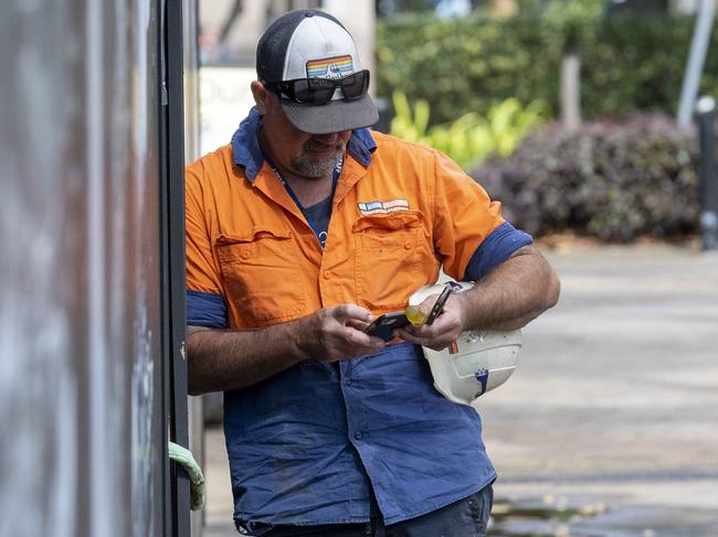 SYDNEY AUSTRALIA - NewsWire Photos, 13th APRIL , 2023: Generic images of workers.ABS releasing headline estimates of employment, unemployment, underemployment, participation and hours worked from the monthly Labour Force Survey.Picture: NCA NewsWire/Simon Bullard