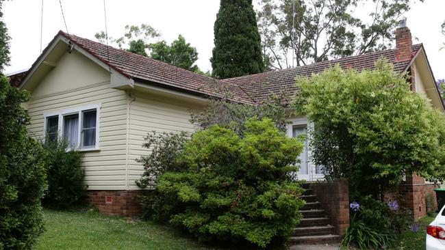 The West Pennant Hills home of Olga Edwards. Picture: Jonathan Ng