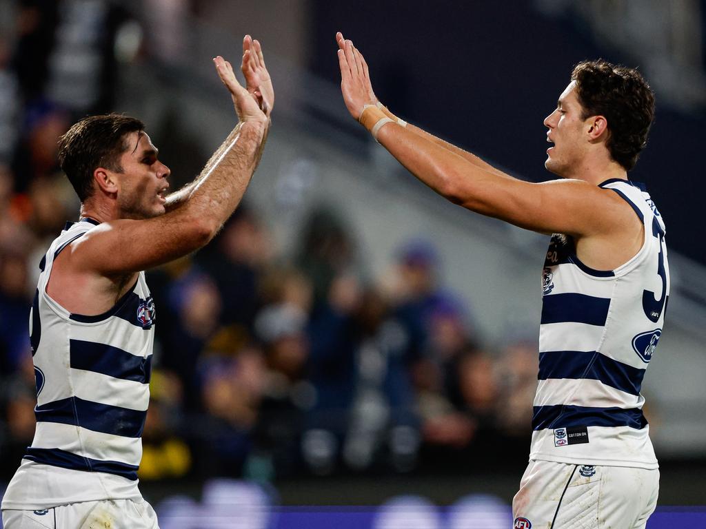 Tom Hawkins and Shannon Neale remain in touch. Picture: Dylan Burns/AFL Photos via Getty Images