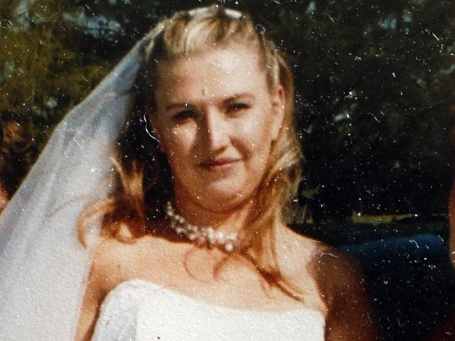 DAILY TELEGRAPH - 14.2.25COPY PHOTO of Kay Henderson on her wedding day in 2005 with her mum. Terminally ill woman Kay Henderson will end her life next week as part of the Voluntary Assisted Death program. Picture: Sam Ruttyn