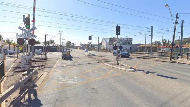 The level crossing on Brighton Rd at Hove. Plans for an upgrade at the site have been scrapped.