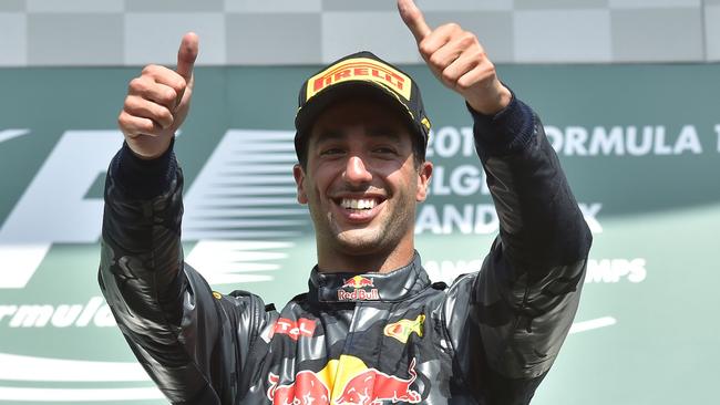 Daniel Ricciardo likes his chances at Singapore GP given Mercedes’ rare ...