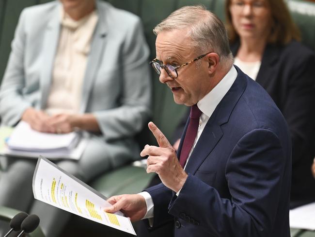 CANBERRA, AUSTRALIA, NewsWire Photos. FEBRUARY 27, 2024: Prime Minister Anthony Albanese during Question Time at Parliament House in Canberra. Picture: NCA NewsWire / Martin Ollman