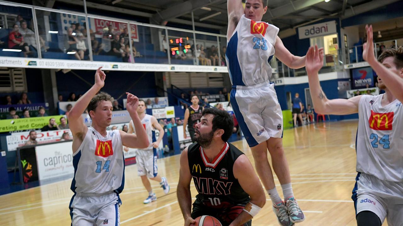 BASKETBALL ConocoPhillips CQ Cup Rd 1: Mackay Meteors' Mitchell Gamblin with the ball