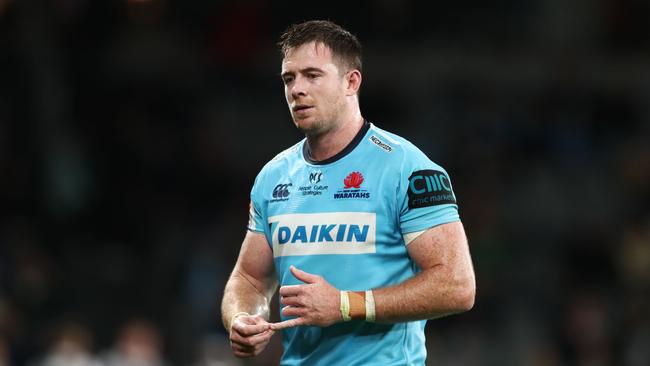 SYDNEY, AUSTRALIA — APRIL 27: Jed Holloway of the Waratahs is sent off during the round 11 Super Rugby match between the Waratahs and Sharks at Bankwest Stadium on April 27, 2019 in Sydney, Australia. (Photo by Mark Metcalfe/Getty Images)