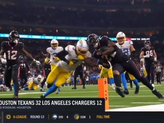 Texans knock out Chargers in wildcard rd