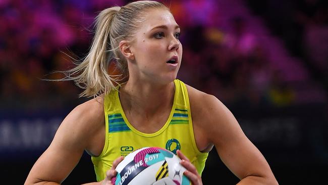 Kate Moloney of the Diamonds in action during the Fast5 Netball World Series match between Australia and England. Picture: AAP Image/Julian Smith.