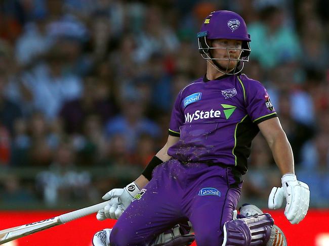 PERTH, AUSTRALIA - JANUARY 20:  D'Arcy Short of the Hurricanes looks on after diving to avoid a run-out during the Big Bash League match between the Perth Scorchers and the Hobart Hurricanes at WACA on January 20, 2018 in Perth, Australia.  (Photo by Paul Kane/Getty Images)