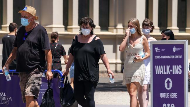 The government is embarking on another vaccination blitz to encourage people to get their booster shot. Picture: NCA NewsWire / Ian Currie