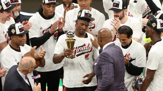 Alonzo Mourning presents Miami’s Jimmy Butler with the Larry Bird Trophy as the Eastern Conference Finals MVP. Picture: Adam Glanzman/Getty Images/AFP