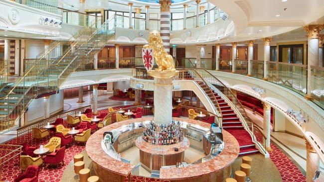 The Piazza della Signoria atrium on Carnival Firenze is inspired by Florence's main square.