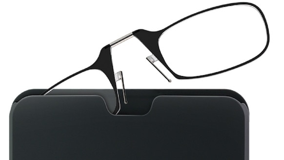 ThinOptics: the glasses simply slide into the Universal Pod