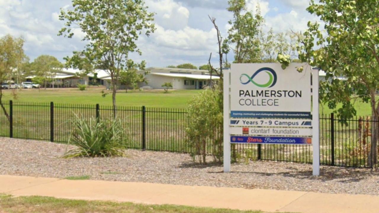 Palmerston College junior campus sign