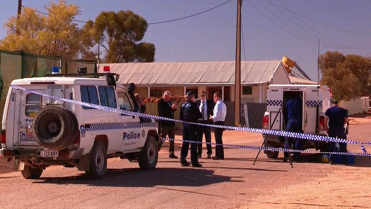 Police investigating Thurday night’s stabbing murder at Coober Pedy. Photo: Nine News Adelaide.