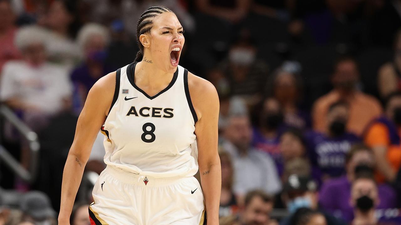 Liz Cambage leaves Aces to sign with Los Angeles Sparks, Aces