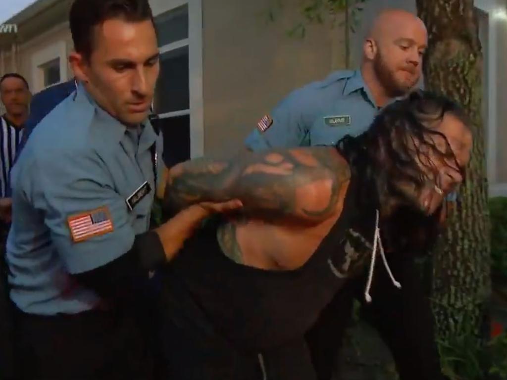 Jeff Hardy was arrested at start of WWE show