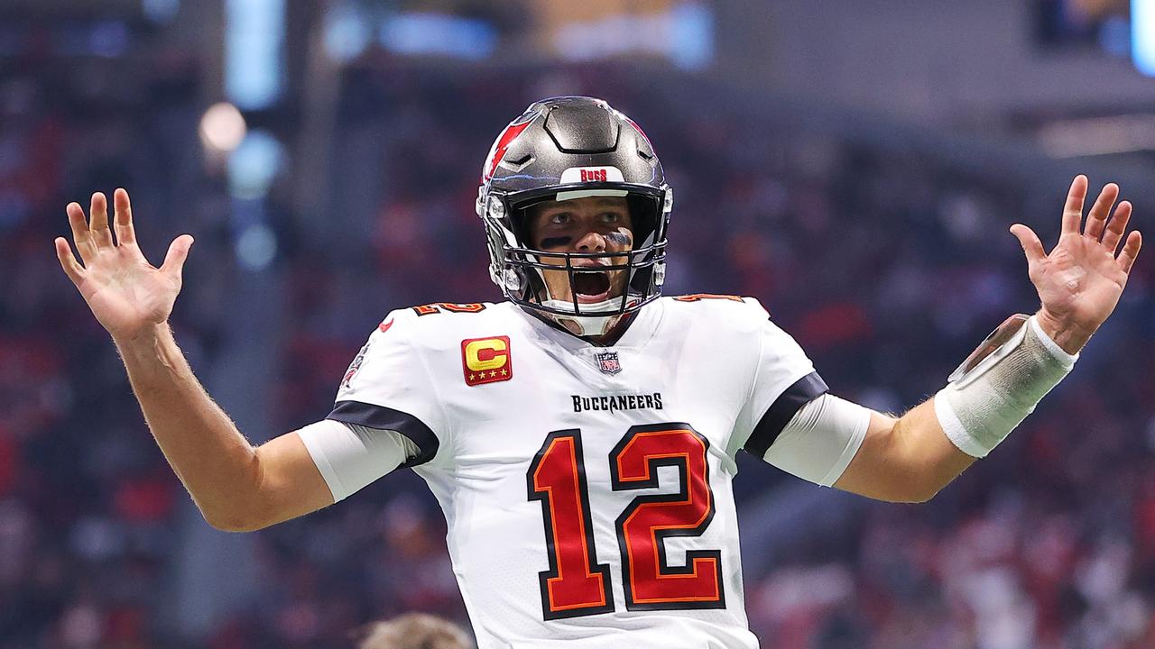 NFL 2022: Tom Brady record, Tampa Bay Buccaneers win, Cade Otton