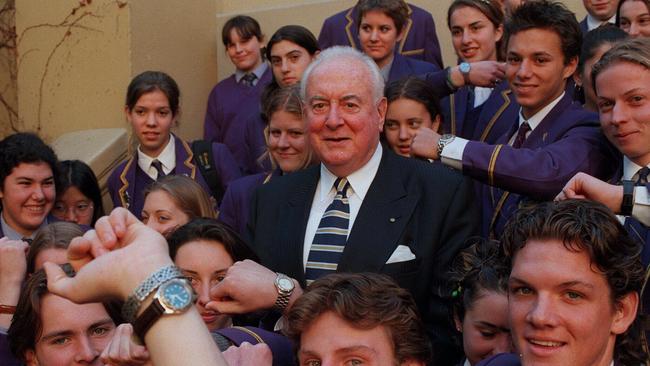 Wesley College students tell former Prime Minister Gough Whitlam 'it’s time' after he had addressed them in 1997.