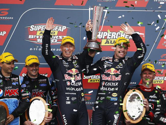 Bathurst 1000: Holden star Craig Lowndes win sixth Mount Panorama crown ...