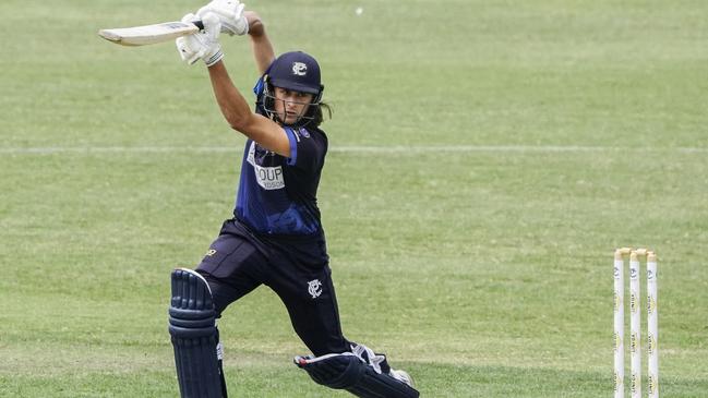 Lachlan Bangs at the crease for Prahran. Picture: Valeriu Campan