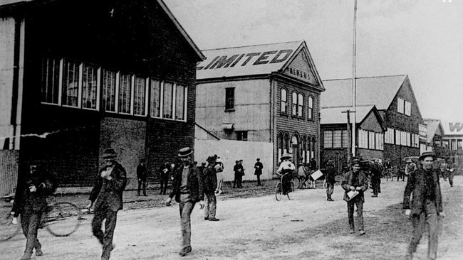 Employees of Walkers Limited in Front of the Foundry, ca. 1900. The workforce behind one of Maryborough’s leading industrial enterprises. Source: Maryborough Wide Bay &amp; Burnett Historical Society