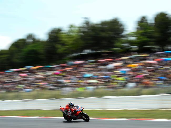 Lorenzo powered from pole to claim victory in a second straight race at the Grand Prix of Catalunya.