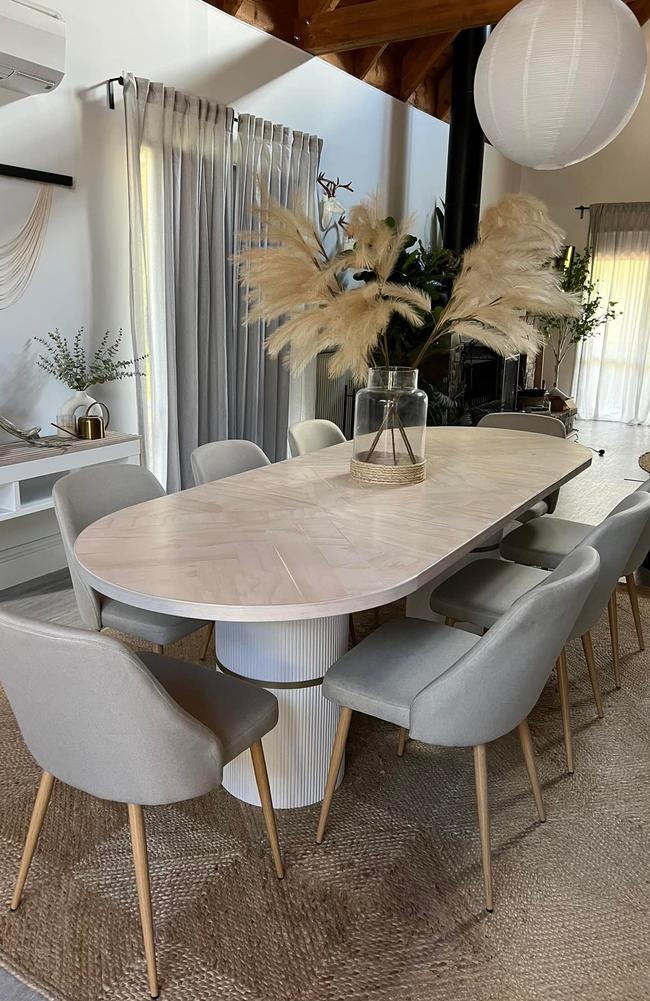 Vic mum shares 19 Kmart ottomans dining room table hack news