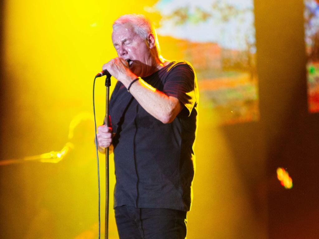 Daryl Braithwaite hits the Tamworth crowd with stirring renditions of his biggest songs. Picture: Luke Drew