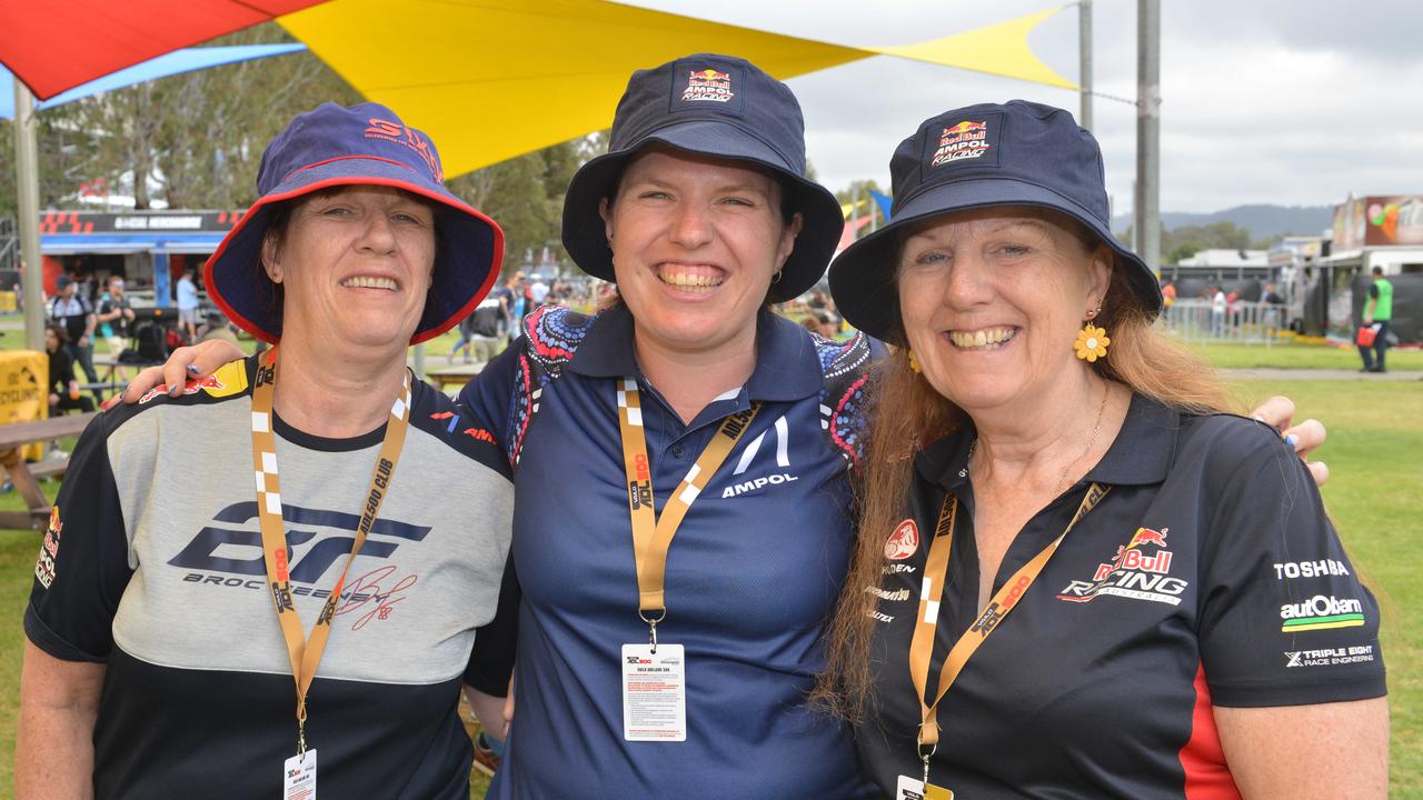 Fans at the Vailo Adelaide 500. Picture: Brenton Edwards