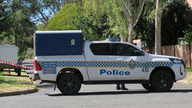 Northern Territory police investigate a crime in Eastside, Alice Springs. Picture: Gera Kazakov