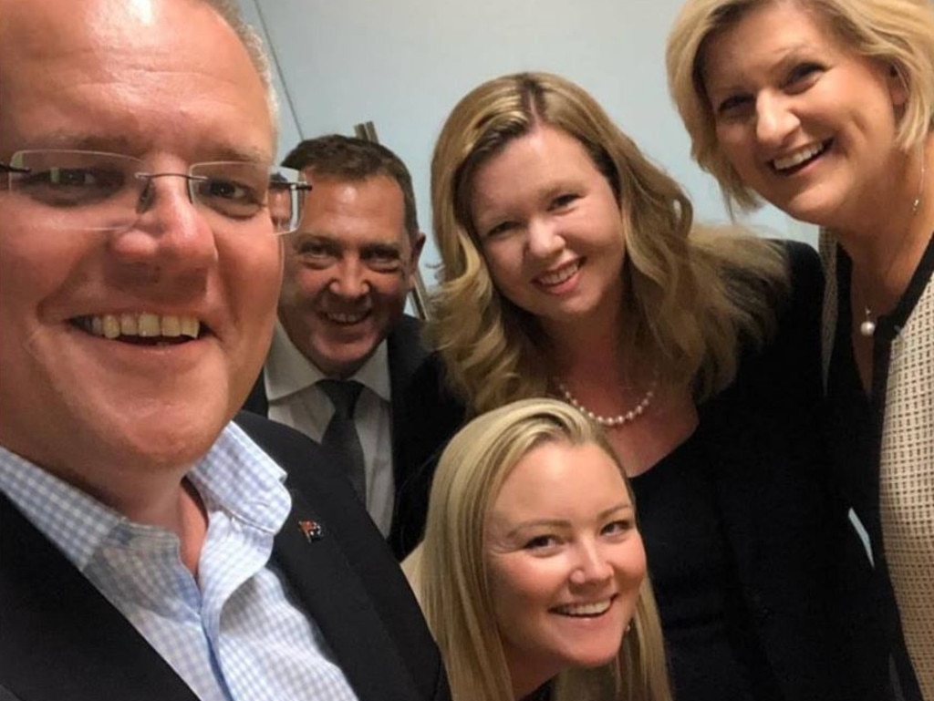 Jessica Whelan (centre) with PM Scott Morrison on Facebook.