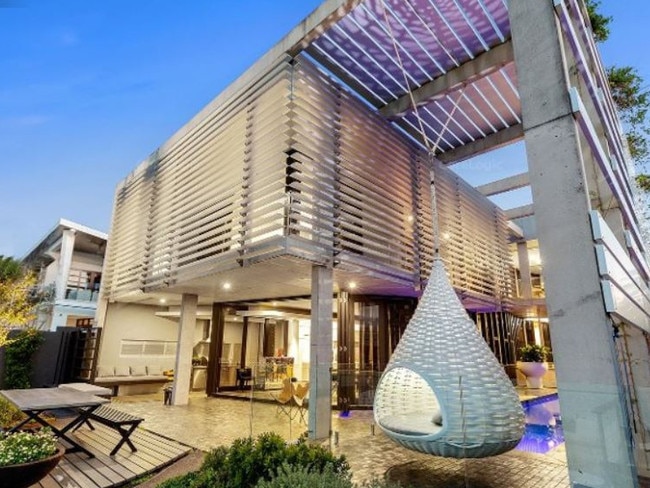 31 Carwoola Cres, Mooloolaba sold for $4,725m