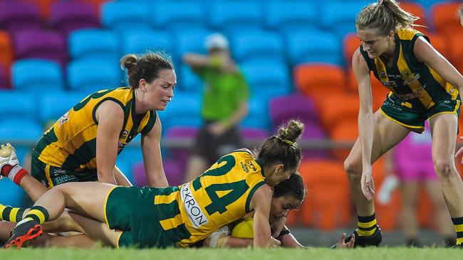 Waratah vs PINT in the 2022-23 NTFL womenÃ&#149;s grand final. Picture: PEMA TAMANG Pakhrin