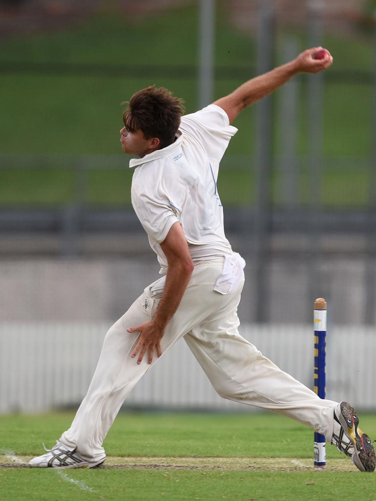 Queensland Premier Cricket - Gold Coast Dolphins vs. Wynnum-Manly at Bill Pippen Oval, Robina. Dolphins bowler Matthew Kuhneman. (Photo/Steve Holland)