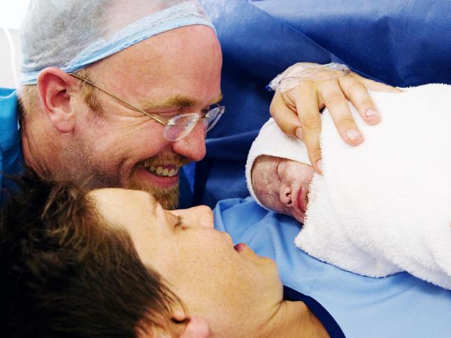 Istock Jane Barry col caesarian birth, bonding mother and chilc