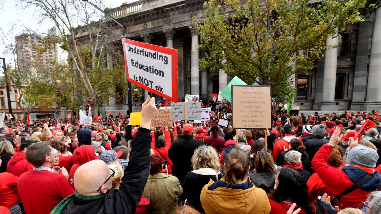 Adelaide, Australia. 01st Sep, 2023. Teachers rally outside