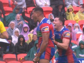 Knights edge ahead with try