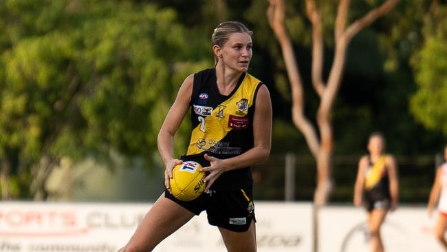 Sophie Hatzismalis for the Nightcliff Tigers in the 2024-25 NTFL season. Picture: Jack Riddiford / AFLNT Media