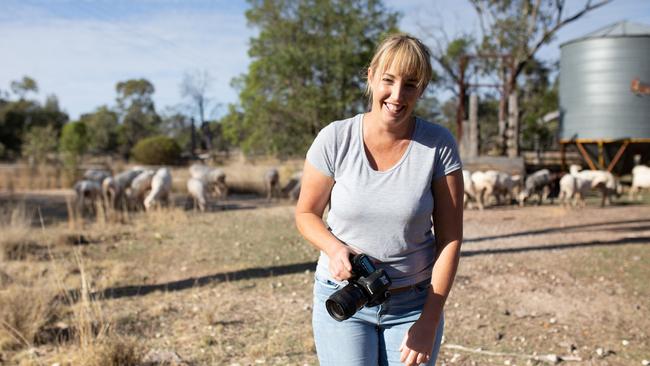 Woolclasser and rural photographer Chantel McAlister who is devoted to sharing the Truth about Wool is also running photography workshops to give other rural women the power to build their own businesses. Picture: Pip Williams