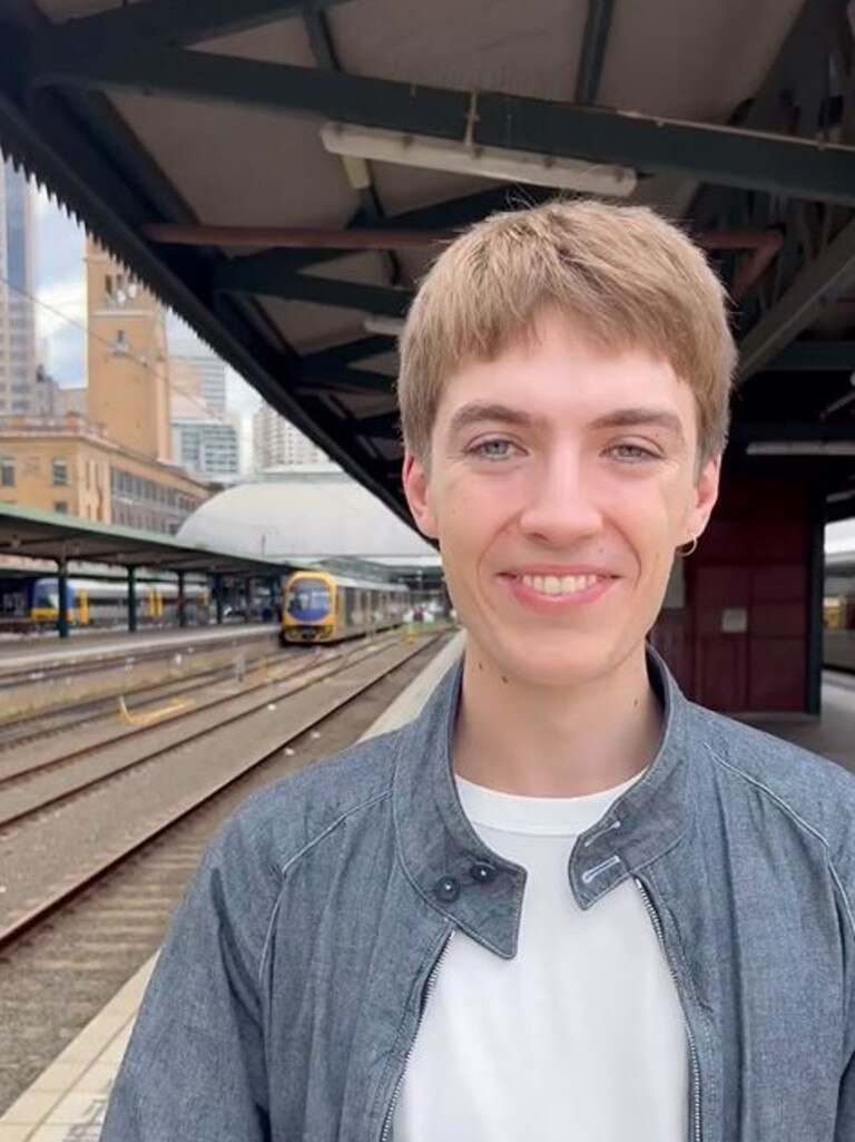 While British rail enthusiast Francis Bourgeois toured Sydney Central Station, and went out to Mount Victoria to observe track works.