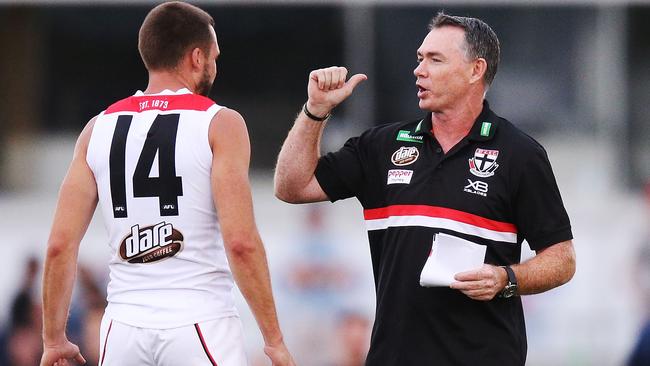 Geary speaks with Saints coach Alan Richardson during last week’s JLT Series clash against the Blues. Pic: Getty Images