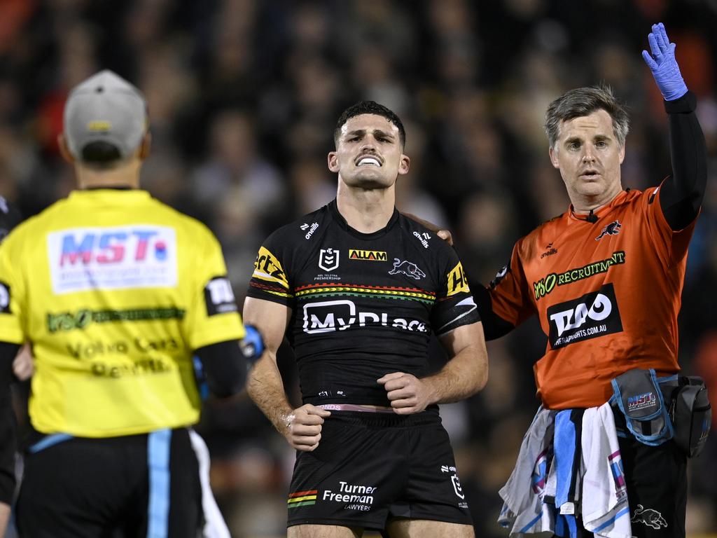 Nathan Cleary has suffered a shoulder injury in the Panther’s Round 24 loss to the Melbourne Storm. Picture: NRL Imagery