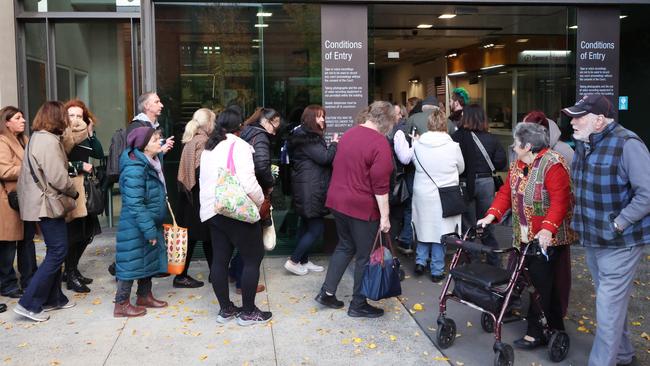 Crowds had gathered before doors opened. Picture: NewsWire/ David Crosling
