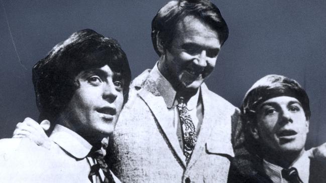 Tony Healy, Ken Sparks and Ian 'Molly' Meldrum on TV show 'Kommotion'.